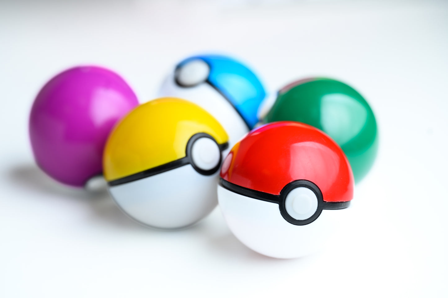 50x Pokecapsules and Figures